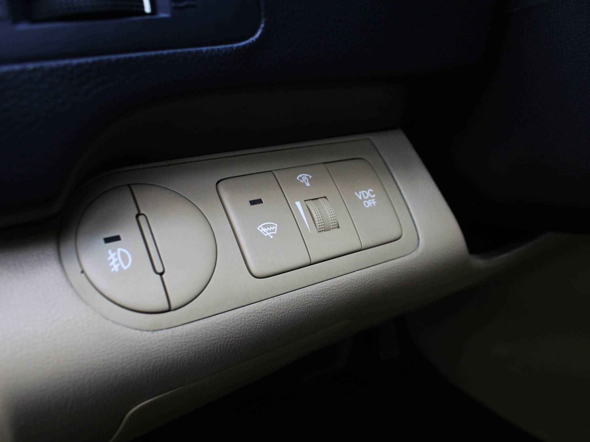 Hyundai Grand Starex, I