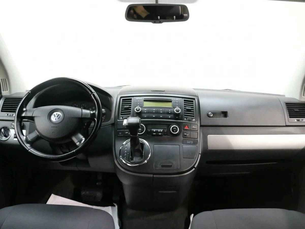 Volkswagen Multivan, T5