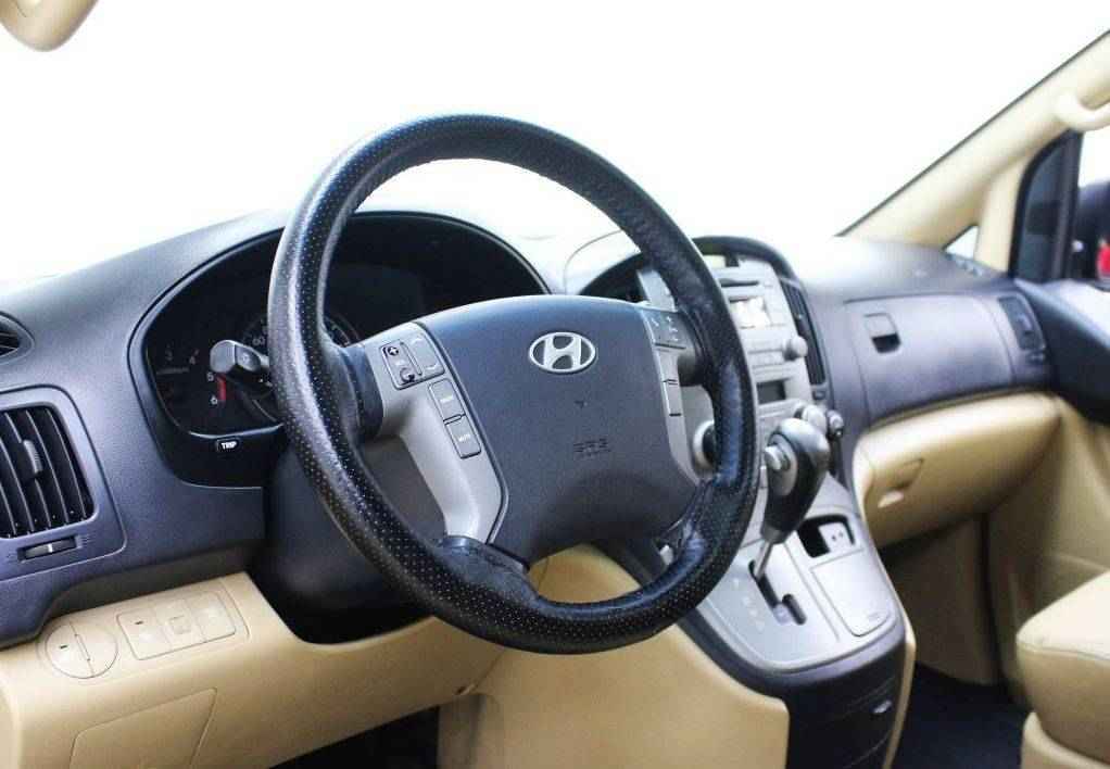 Hyundai Grand Starex, I