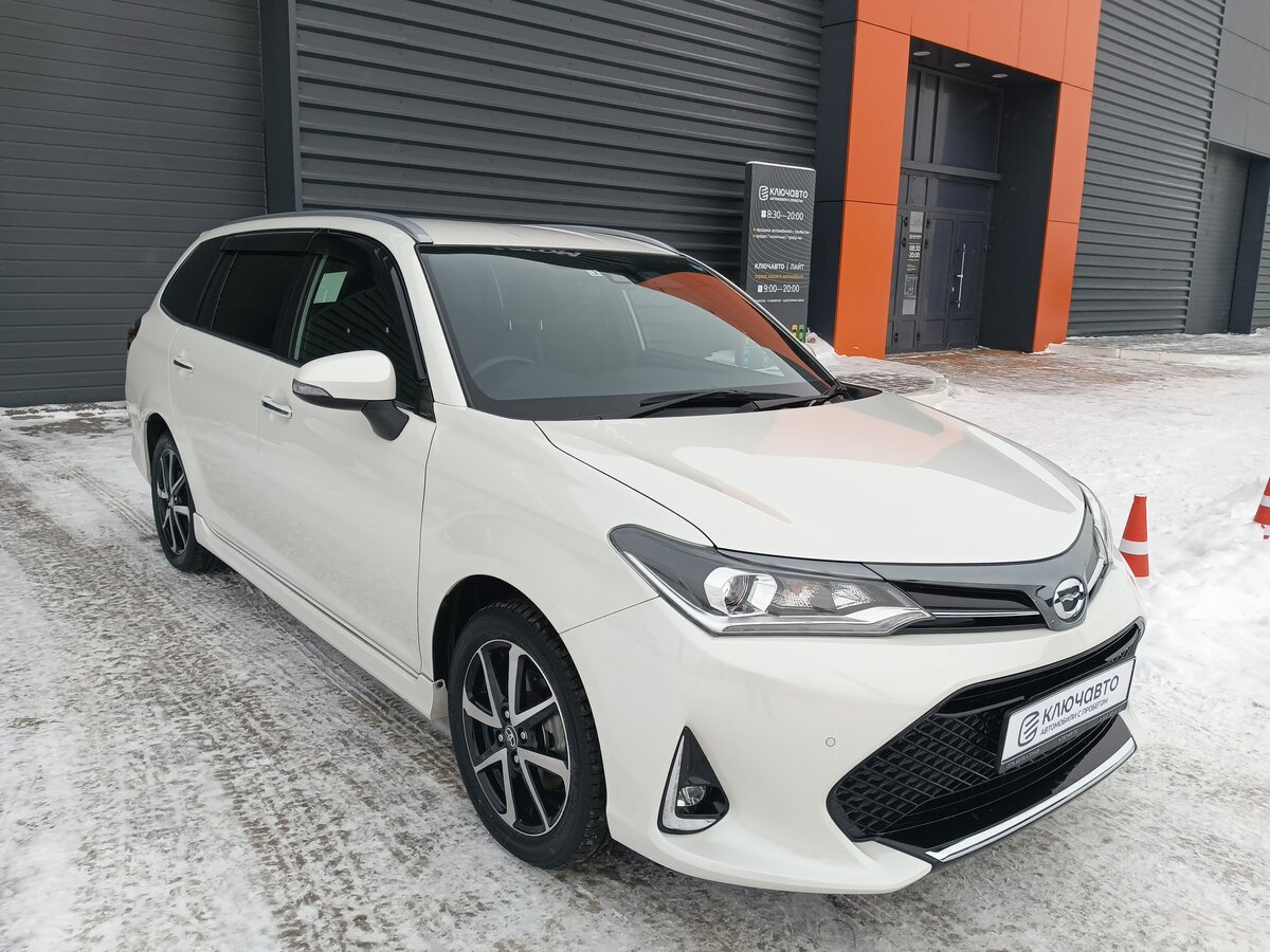 Toyota Corolla Fielder, 2018