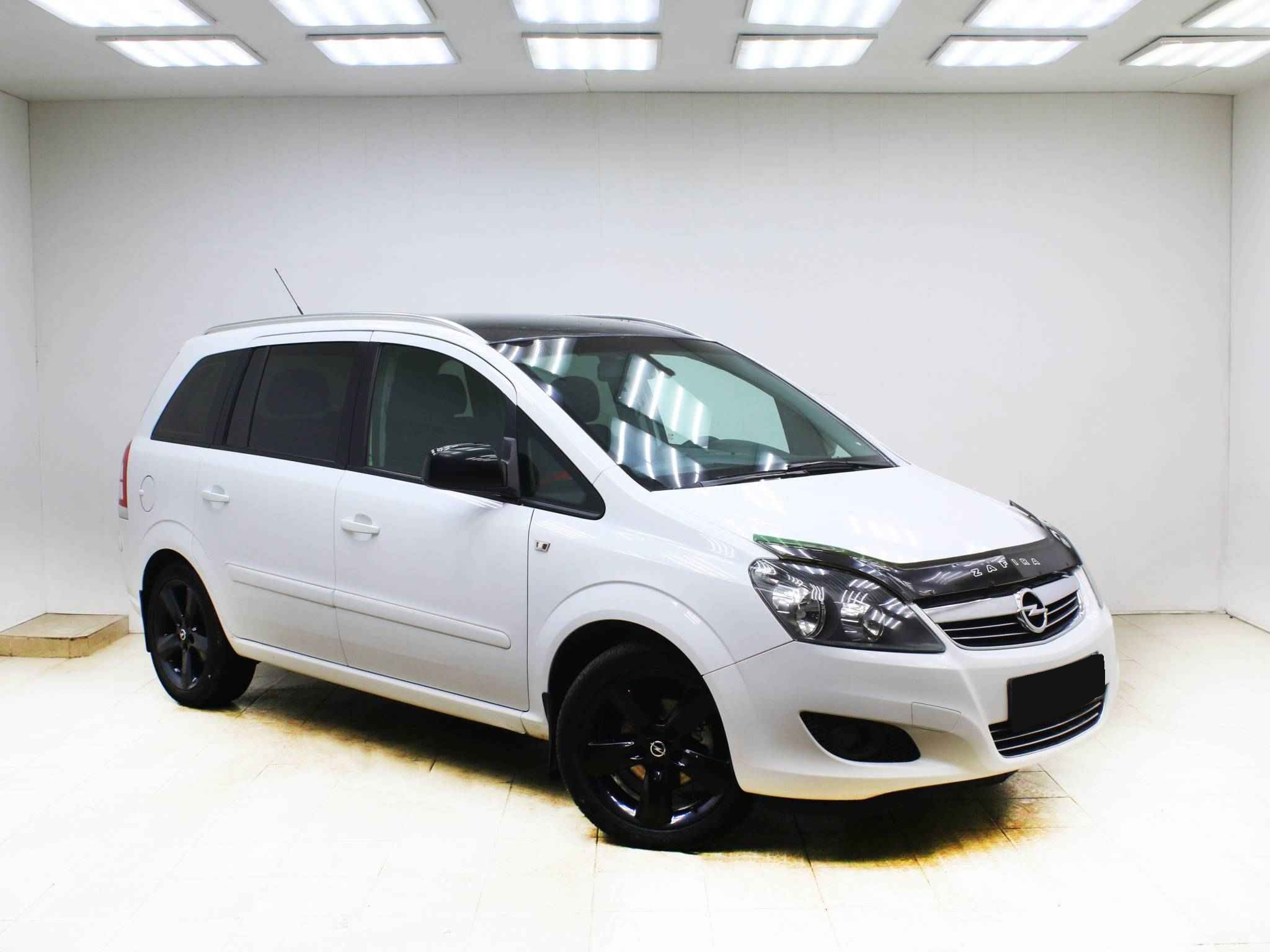 Opel Zafira, B Рестайлинг