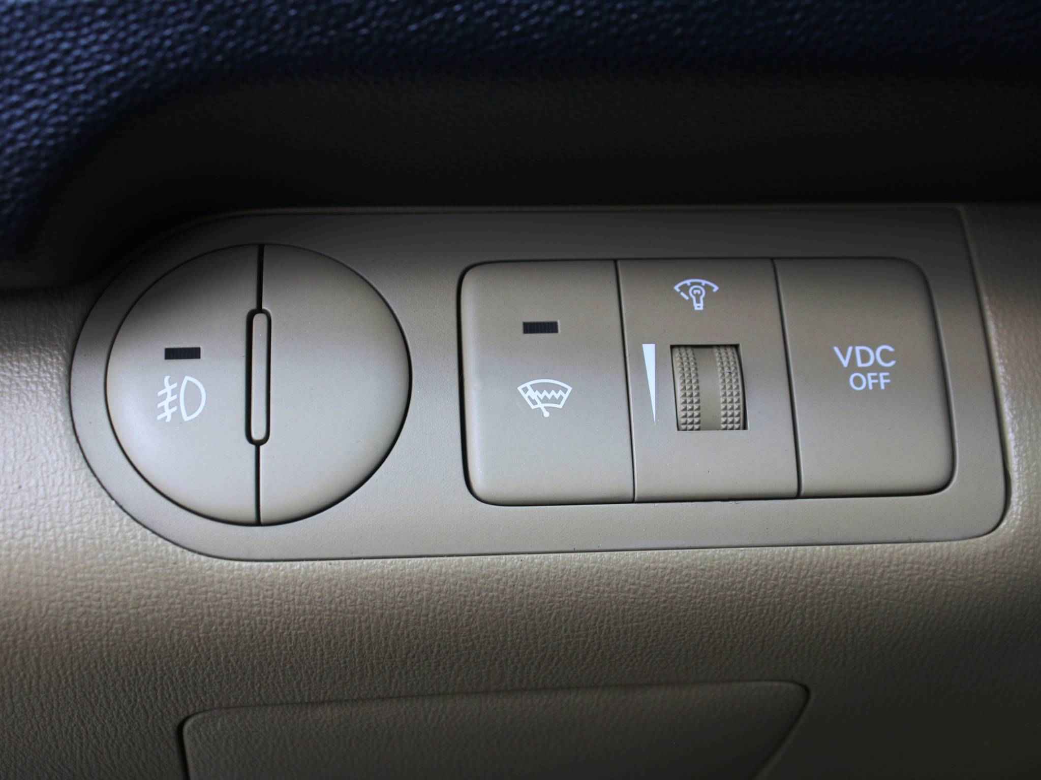 Hyundai Grand Starex, I