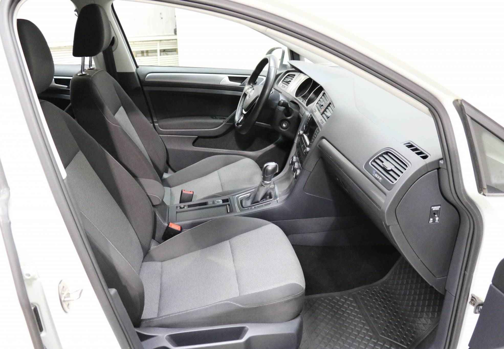 Volkswagen Golf, VII