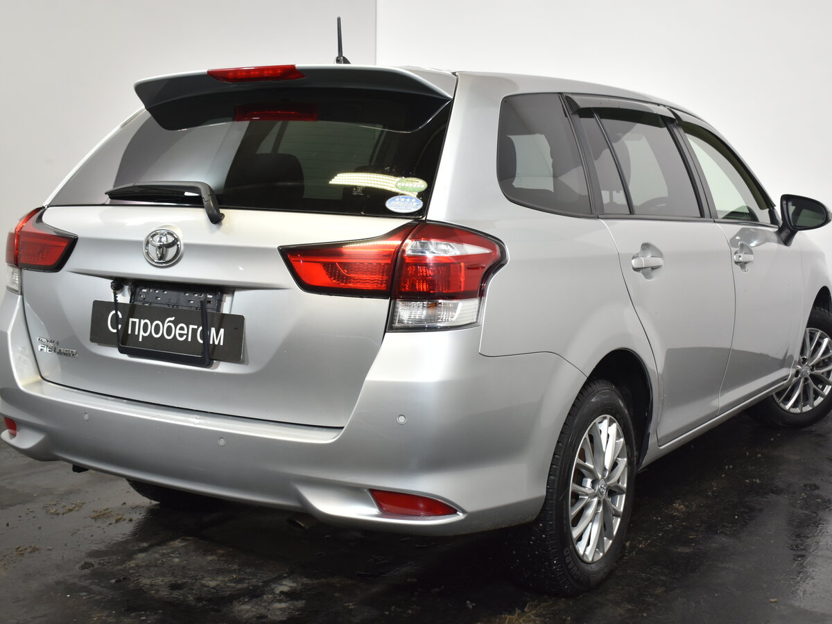 Toyota Corolla Fielder, 2019