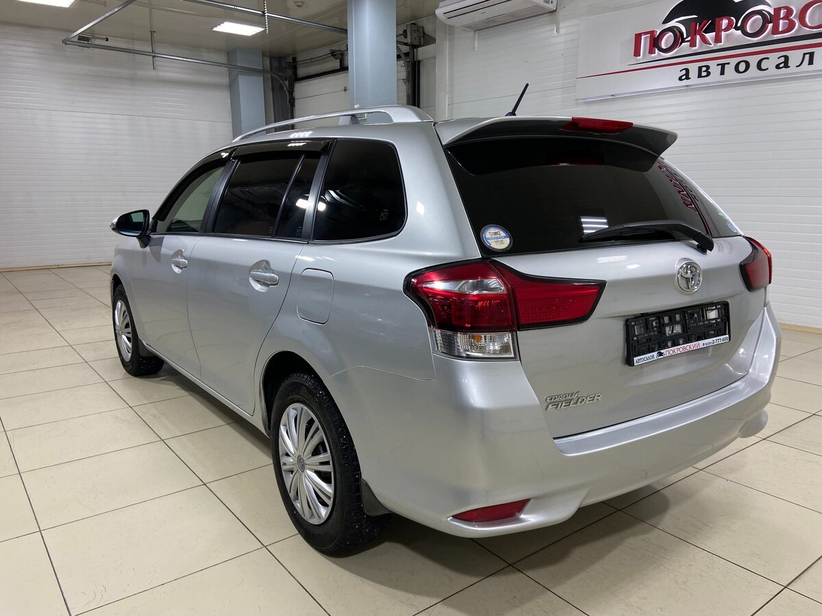 Toyota Corolla Fielder, 2018