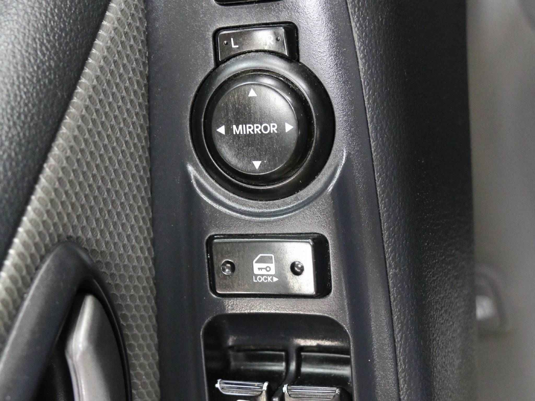 Hyundai Grand Starex, I