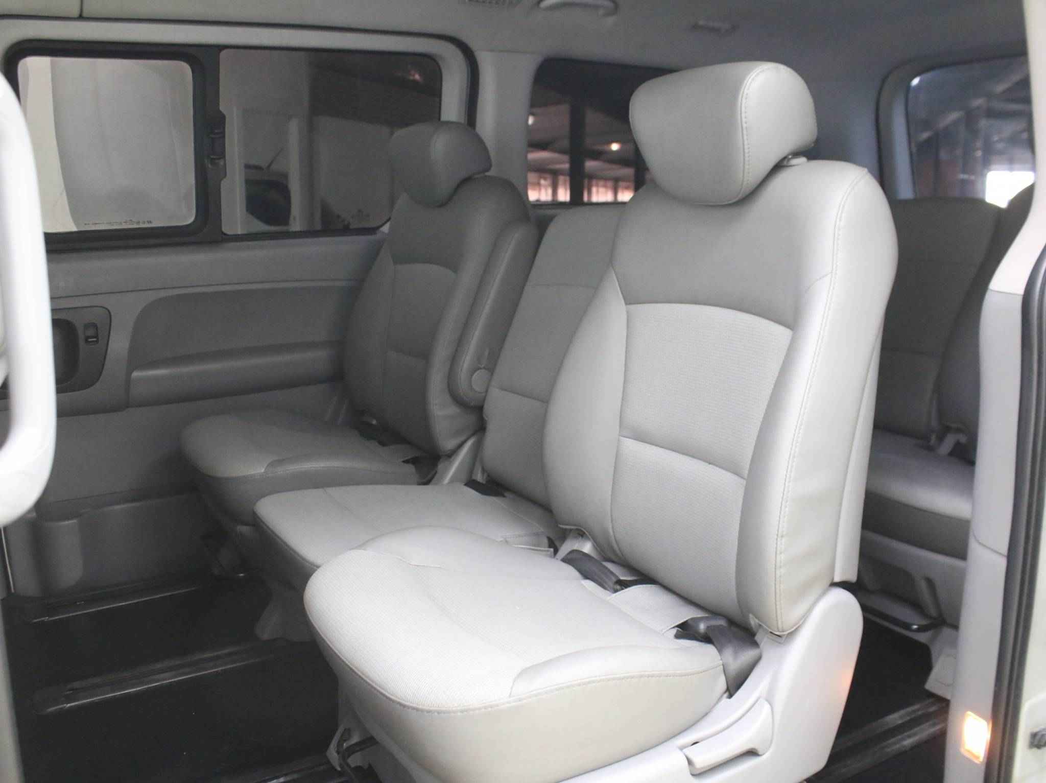 Hyundai Grand Starex, I