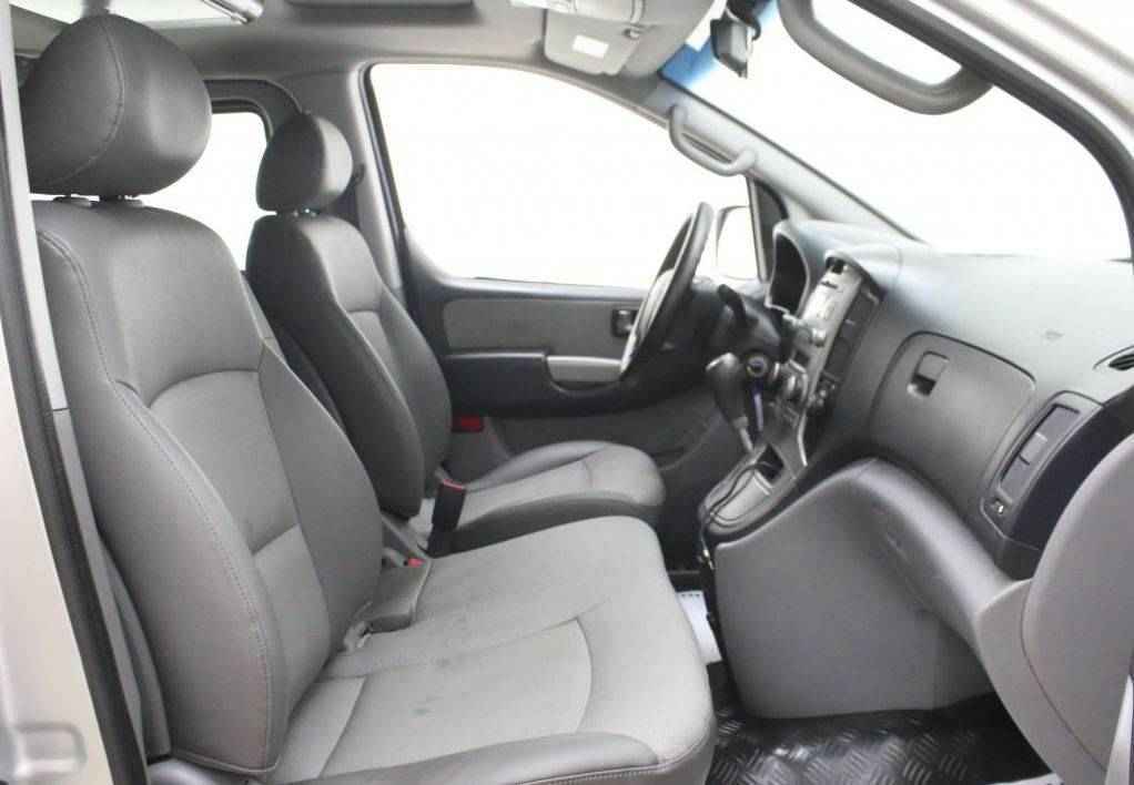 Hyundai Grand Starex, I