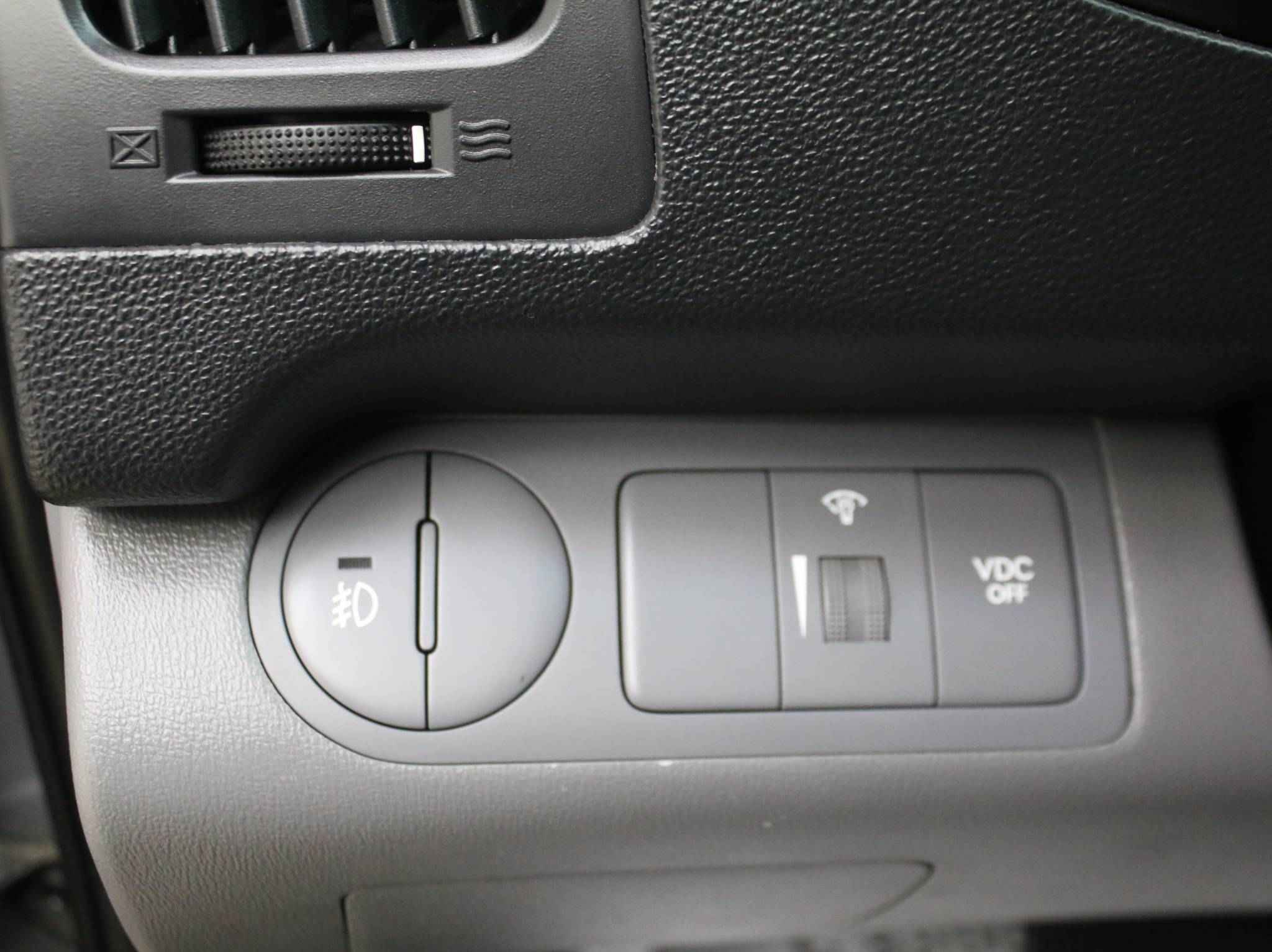 Hyundai Grand Starex, I