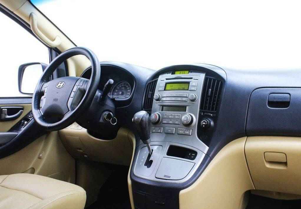 Hyundai Grand Starex, I