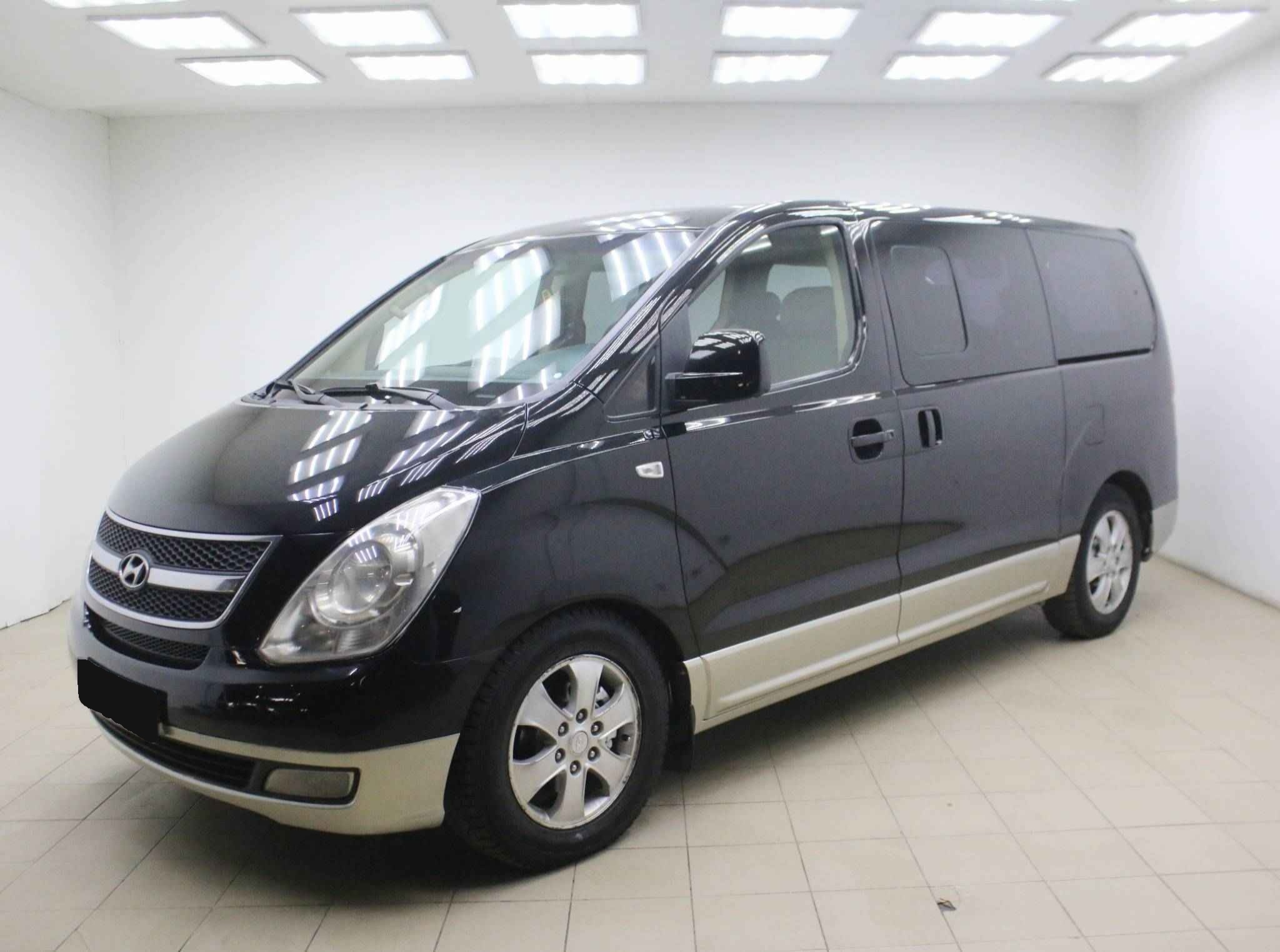 Hyundai Grand Starex, I