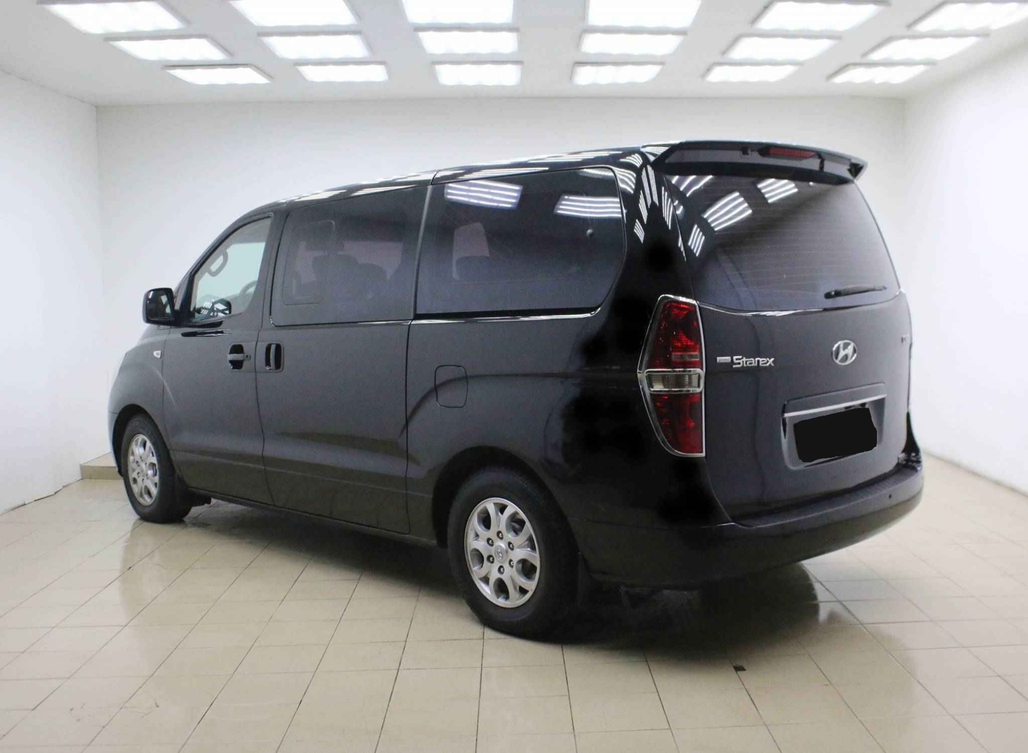 Hyundai Grand Starex, I