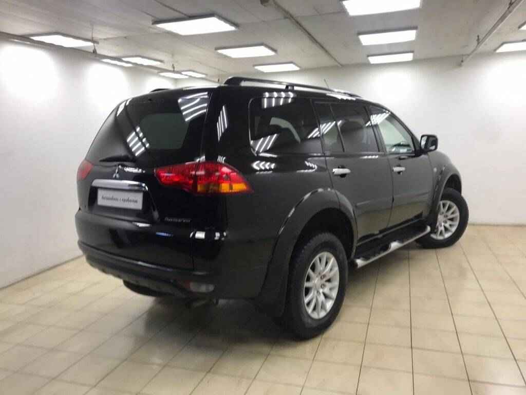 Mitsubishi Pajero Sport, II