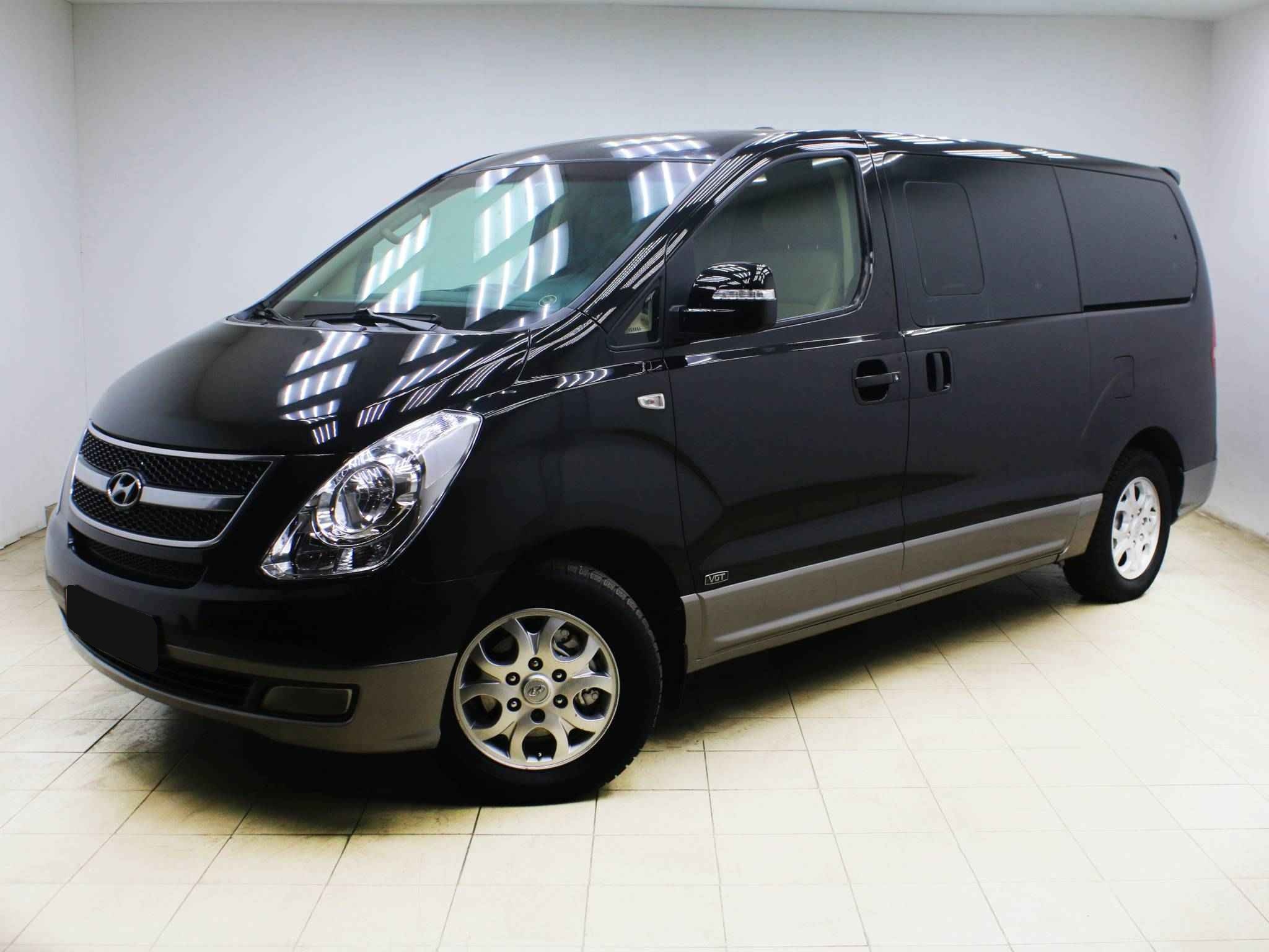 Hyundai Grand Starex, I