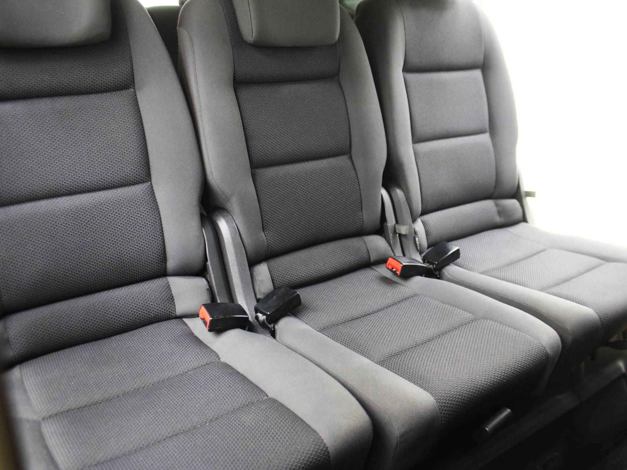 Volkswagen Touran, II