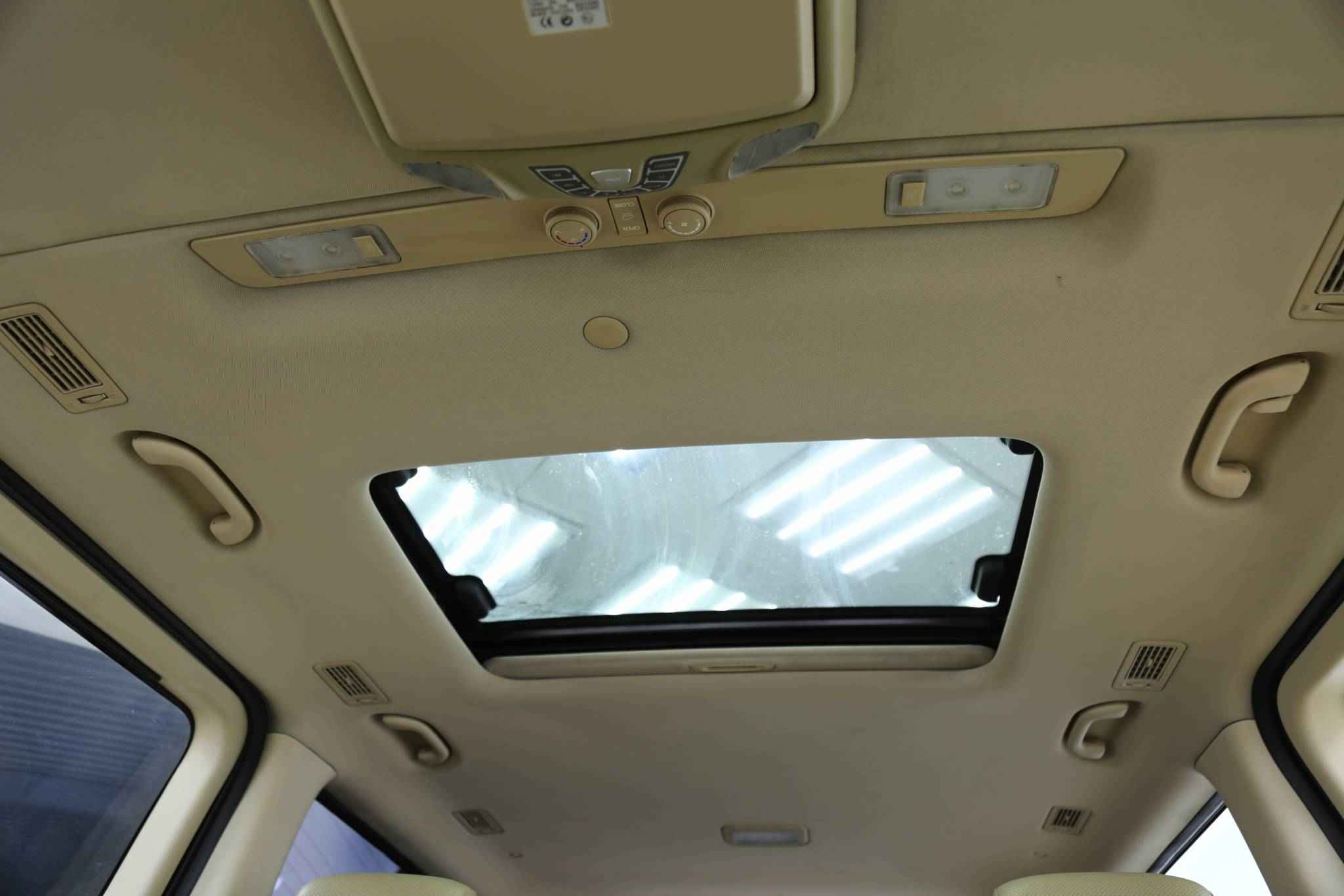 Hyundai Grand Starex, I