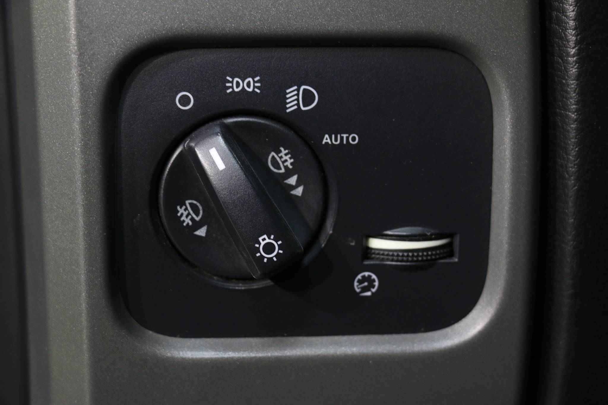 Land Rover Discovery, III