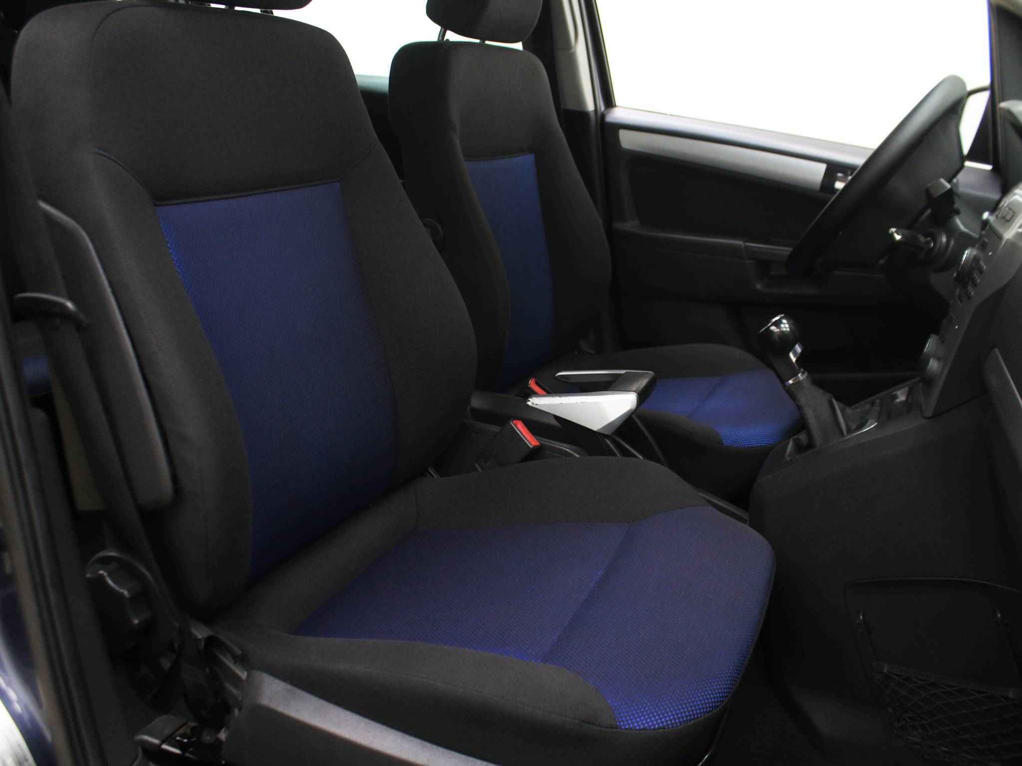 Opel Zafira, B Рестайлинг