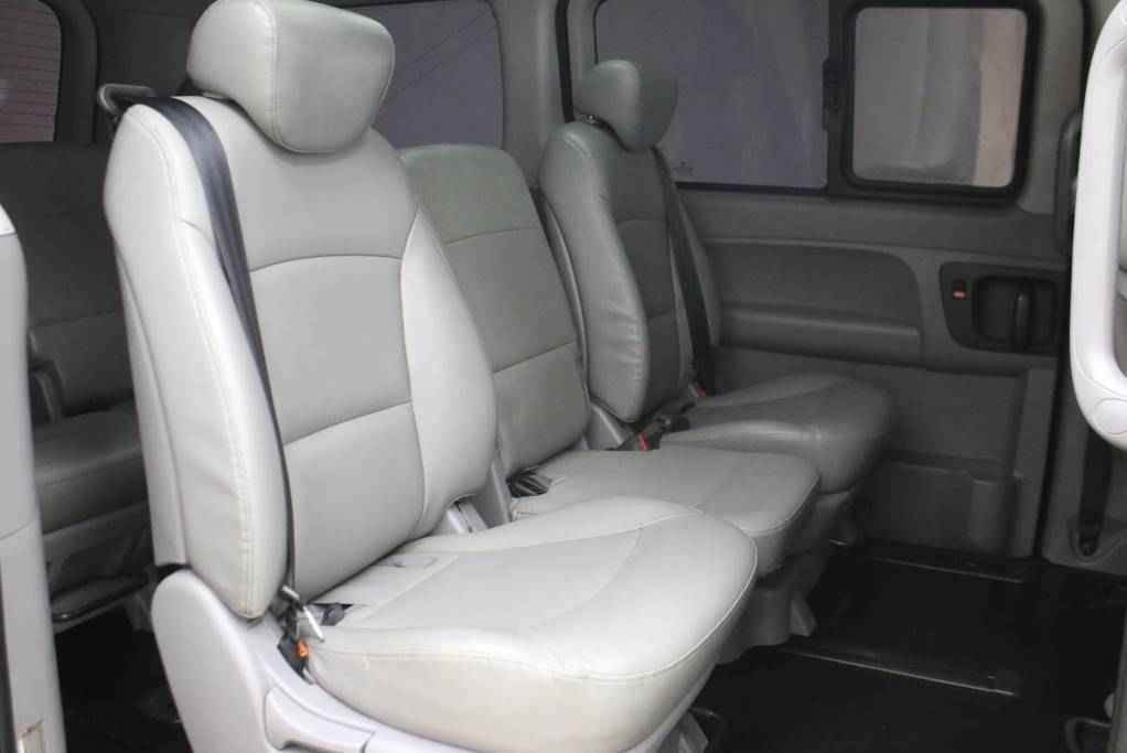 Hyundai Grand Starex, I