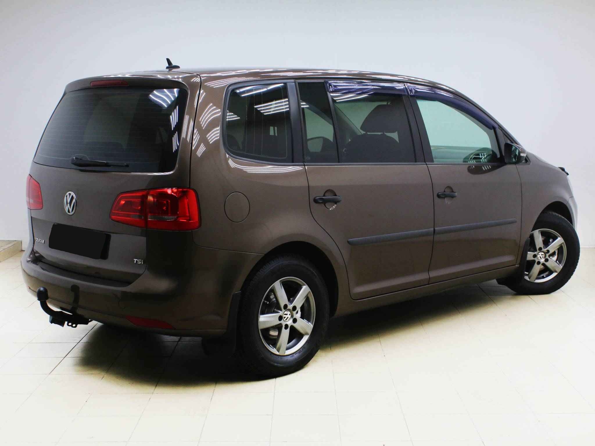 Volkswagen Touran, II