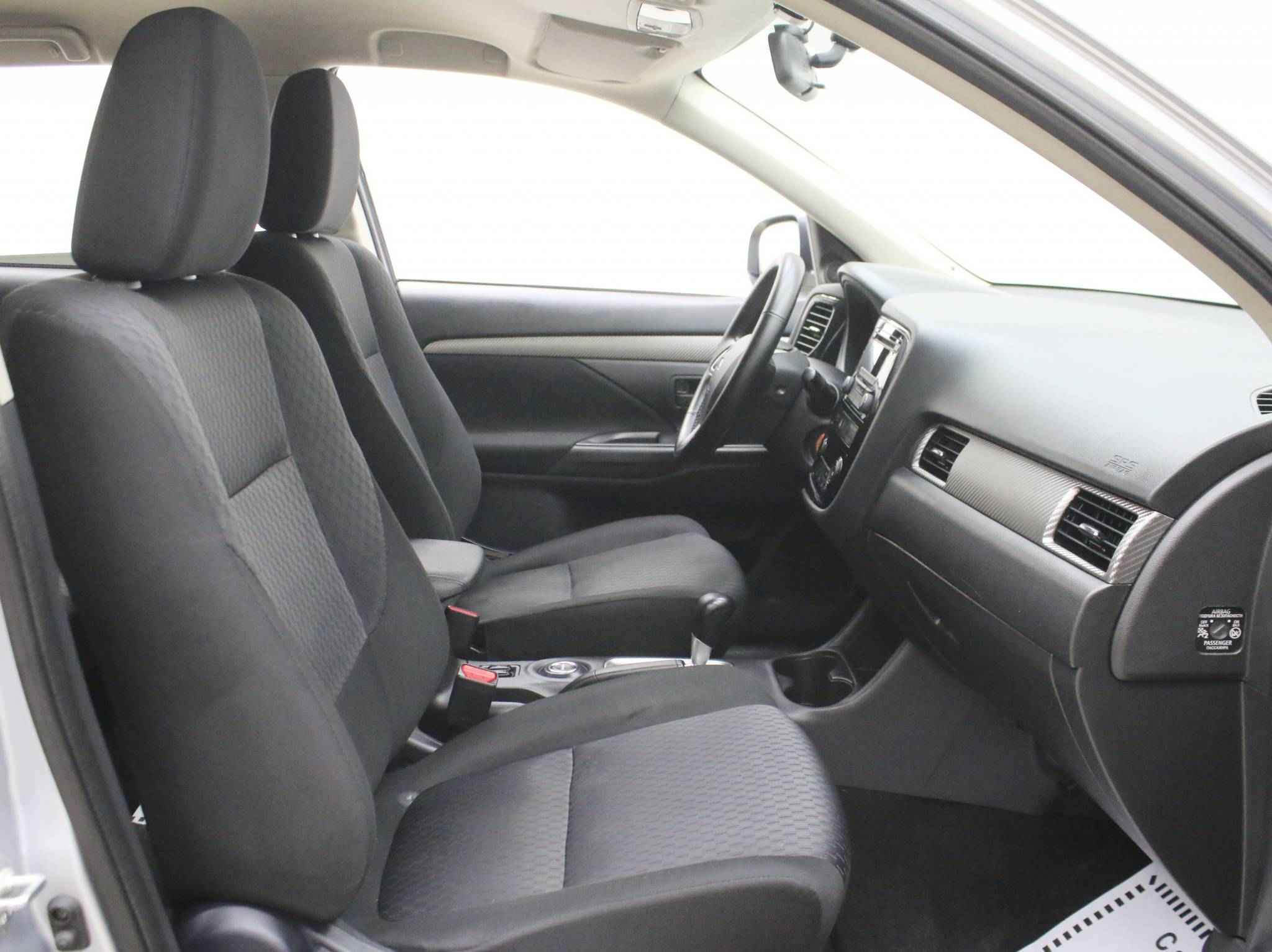 Mitsubishi Outlander, III