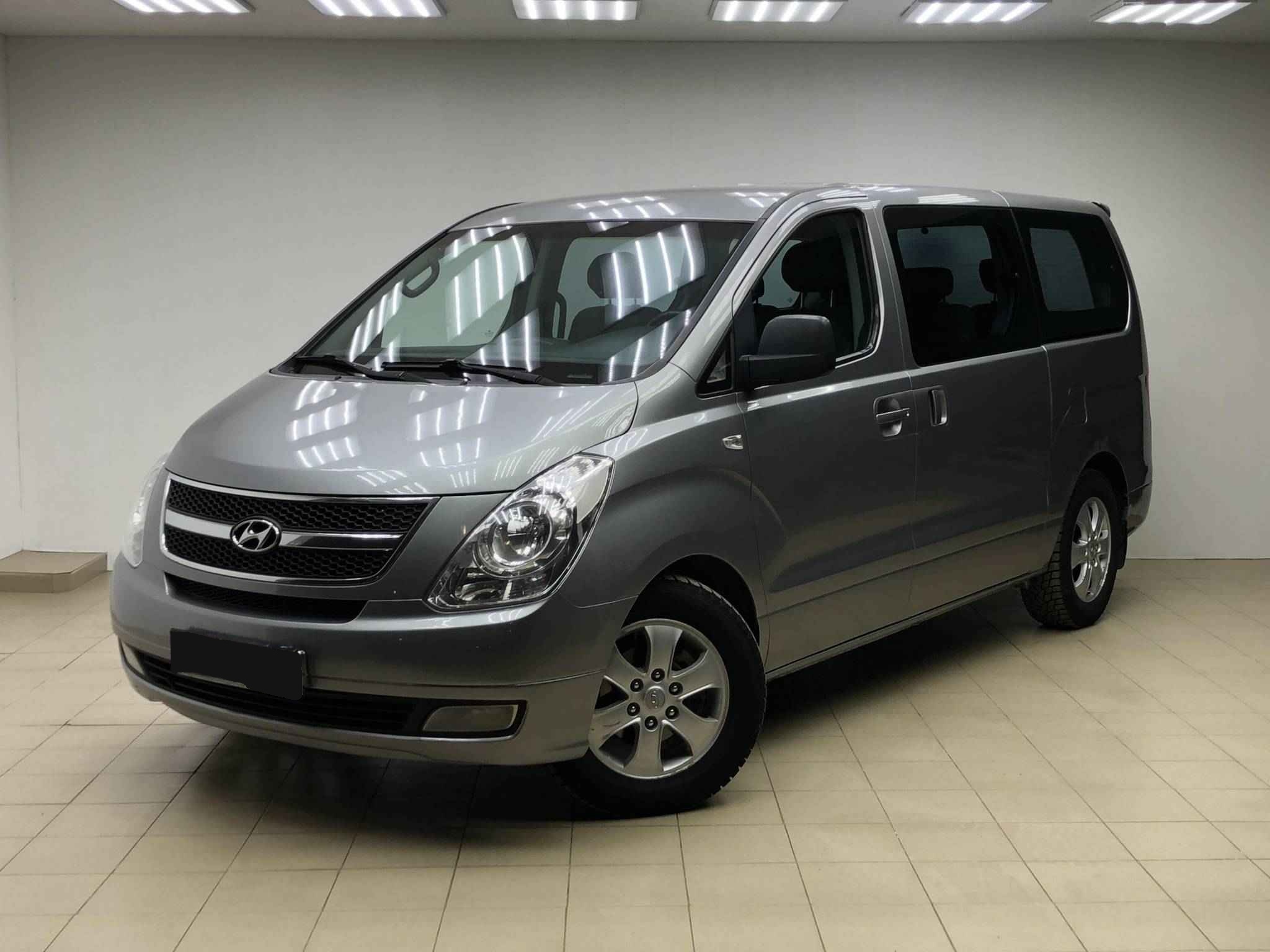 Hyundai Grand Starex, I