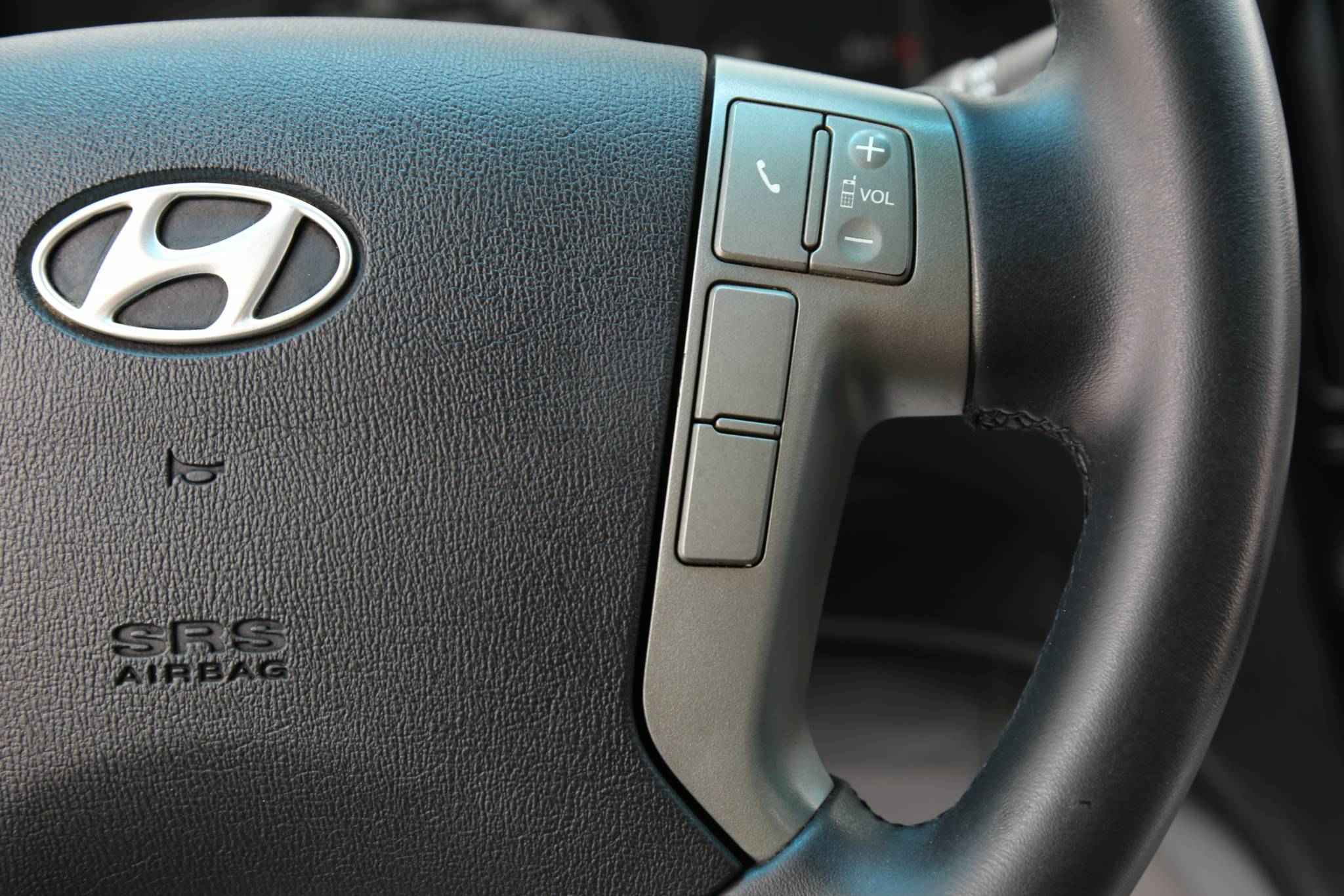 Hyundai Grand Starex, I