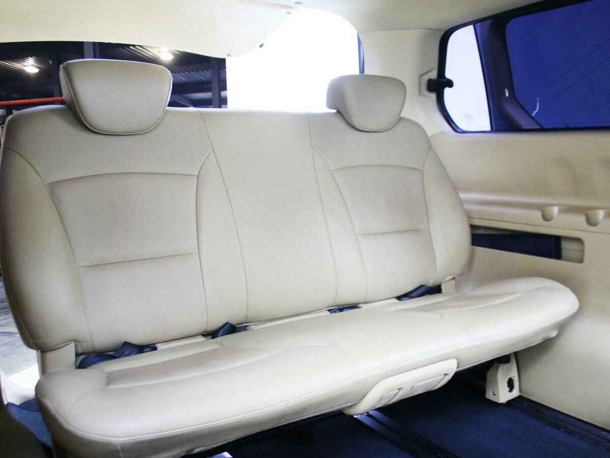 Hyundai Grand Starex, I