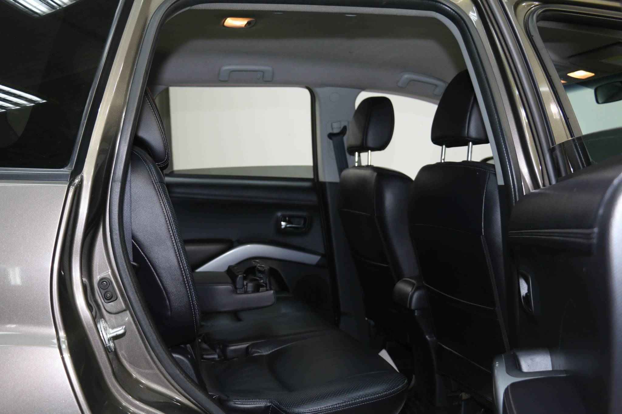 Mitsubishi Outlander, II Рестайлинг