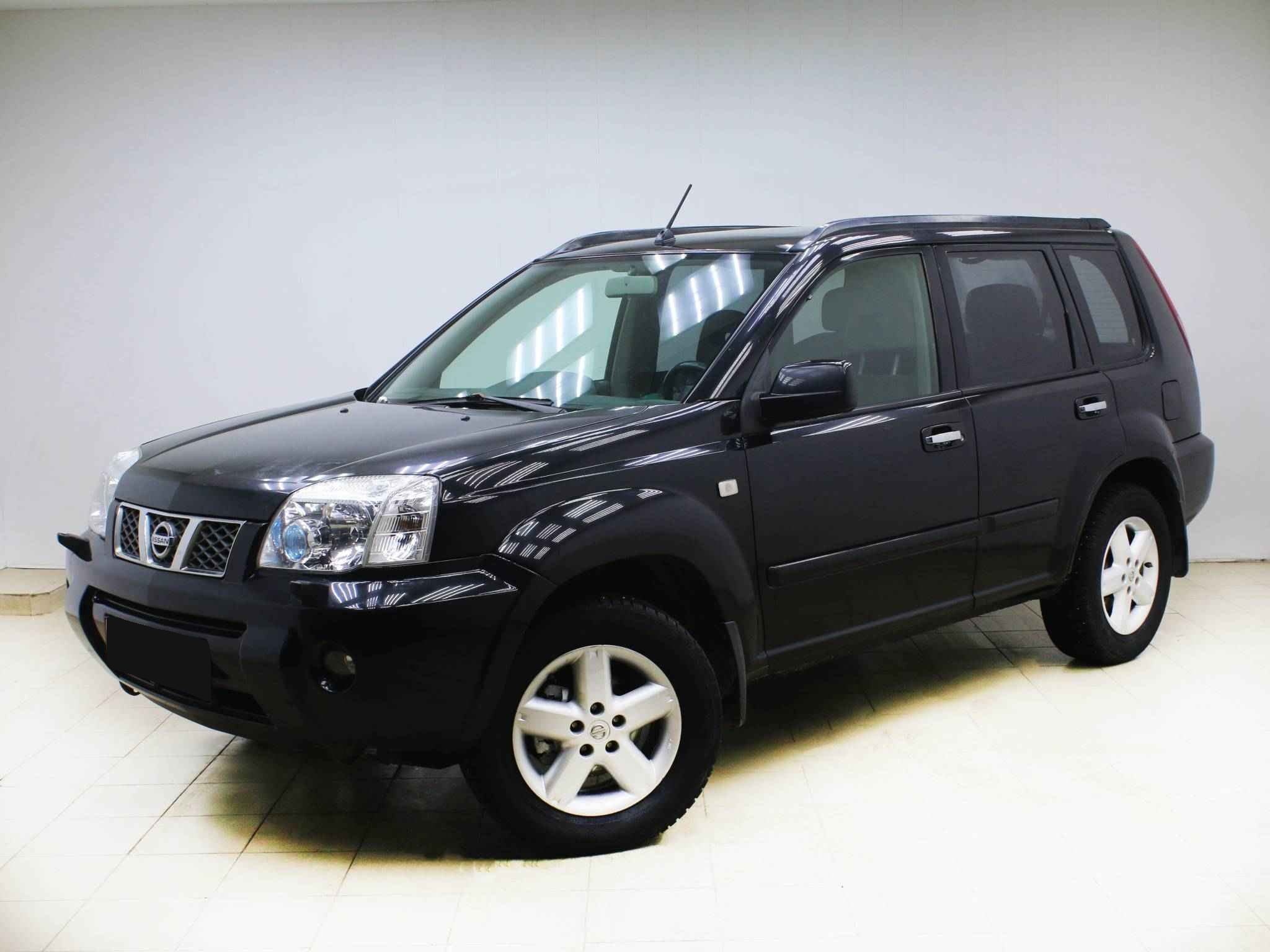 Nissan X-Trail, I