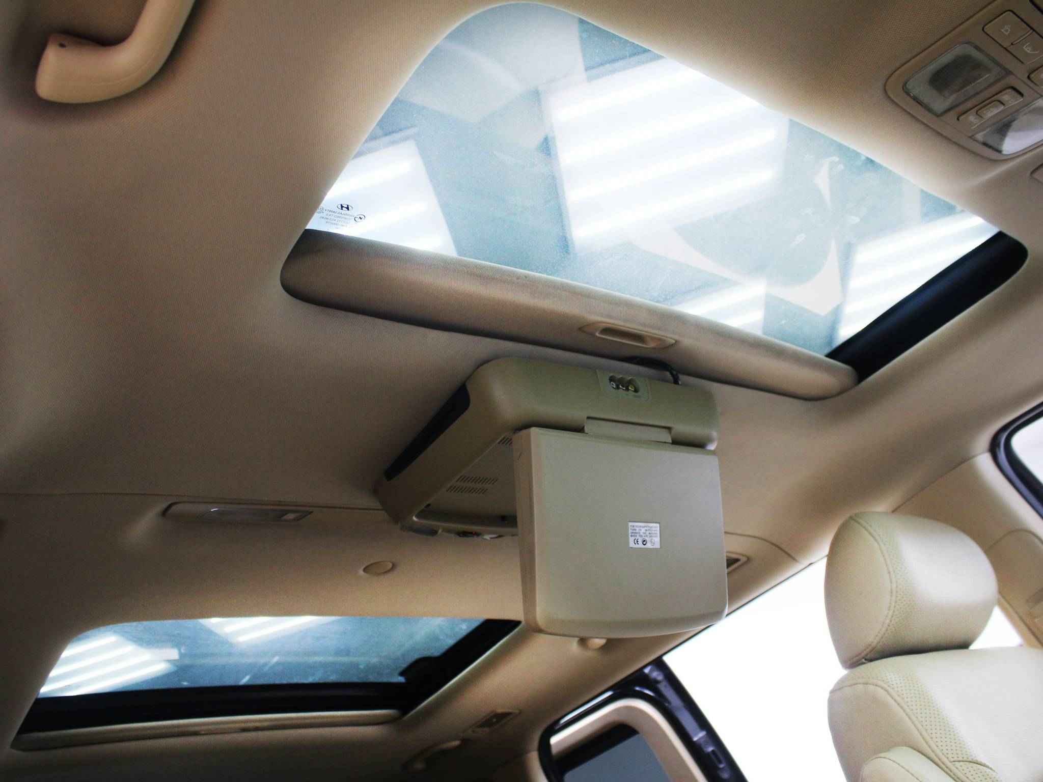 Hyundai Grand Starex, I