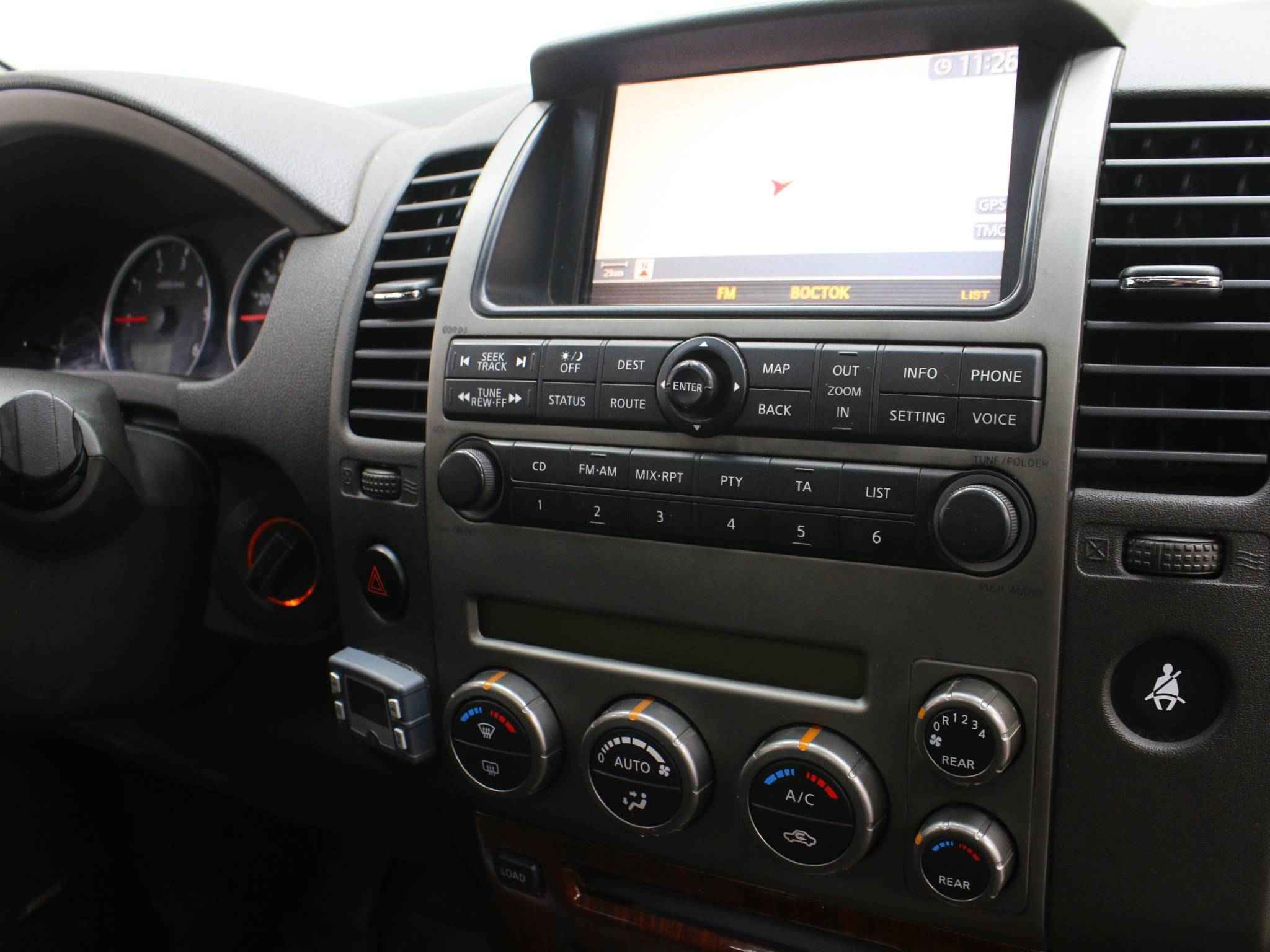 Nissan Pathfinder, III