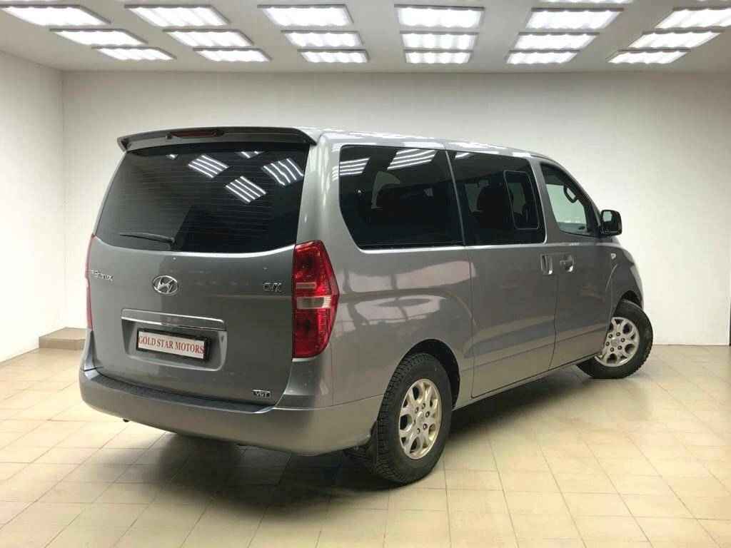 Hyundai Grand Starex, I