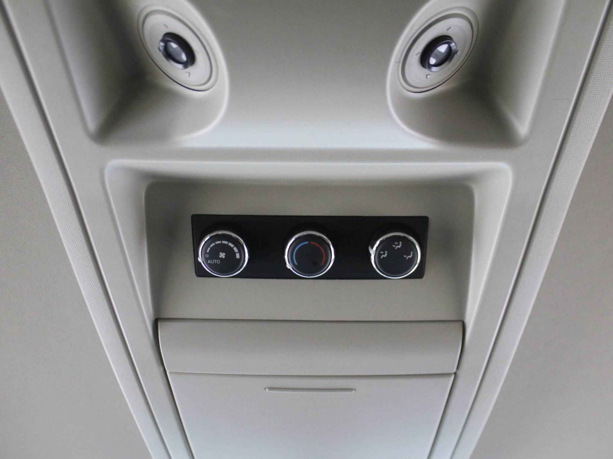 Chrysler Town & Country, V Рестайлинг