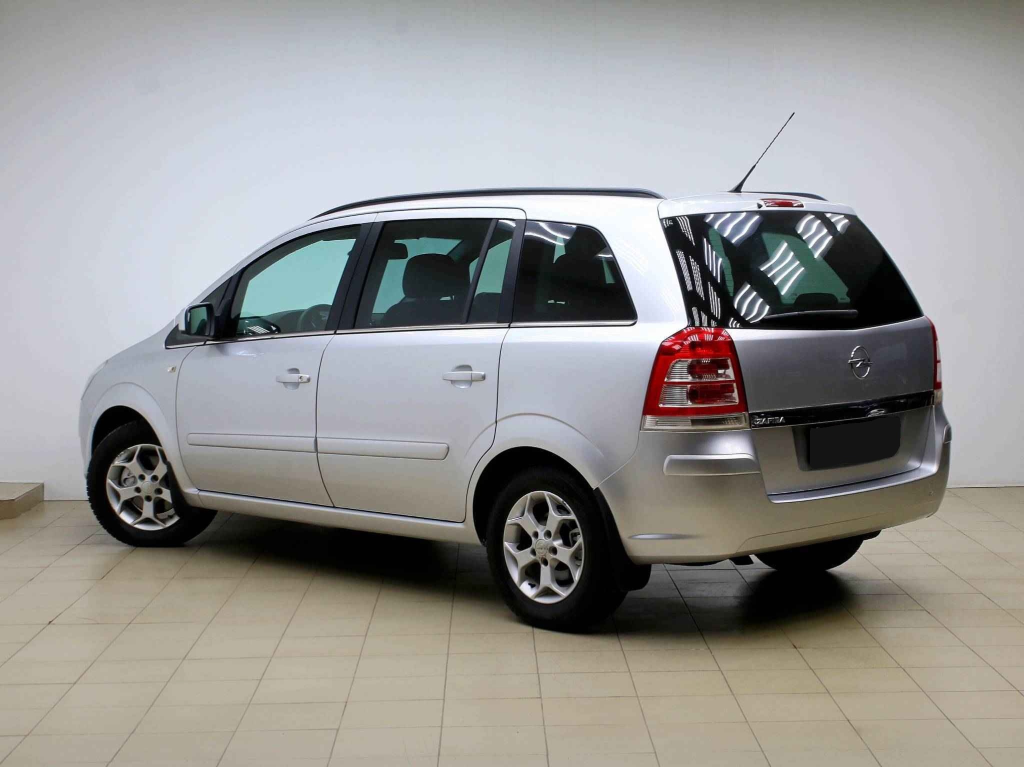 Opel Zafira, B Рестайлинг