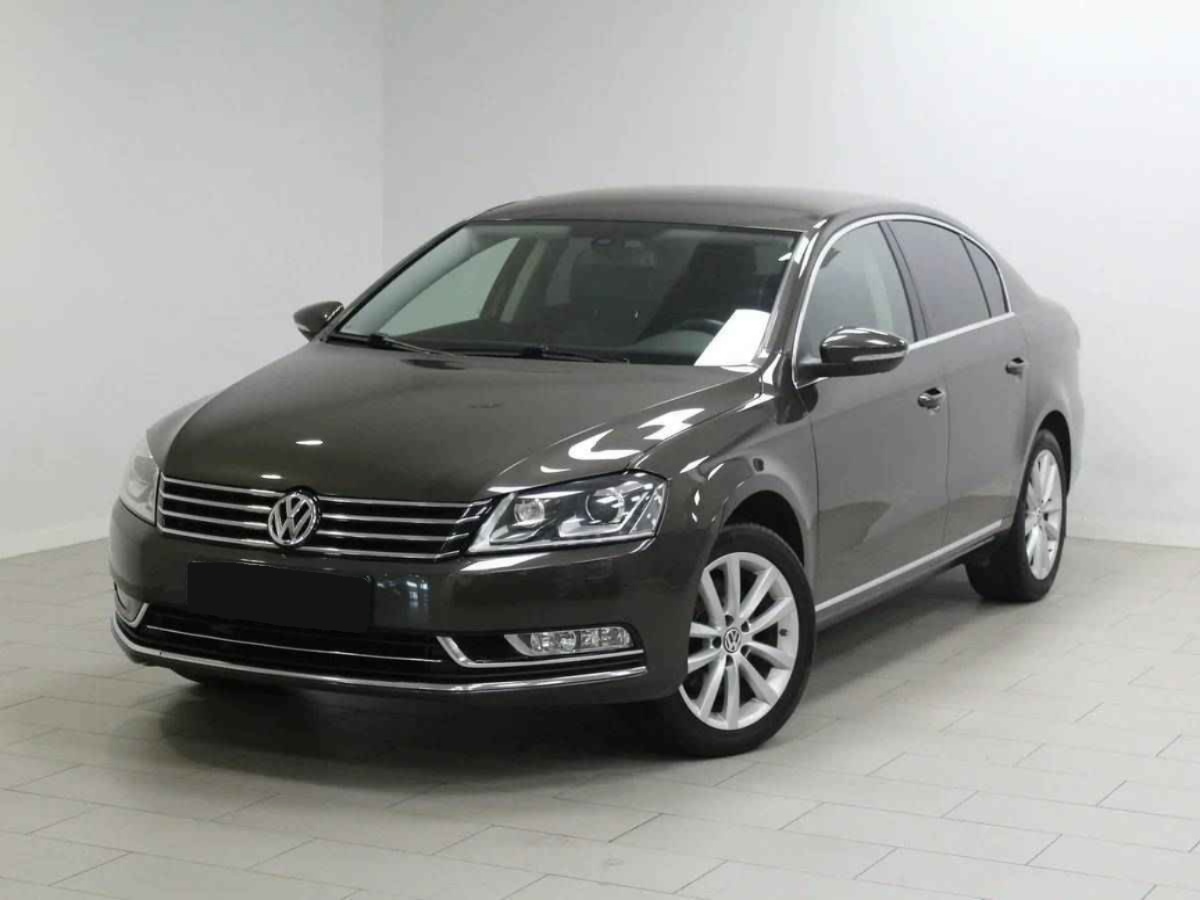 Volkswagen Passat, B7