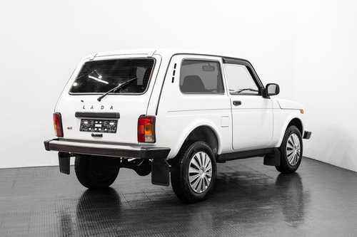 LADA (ВАЗ) 2121