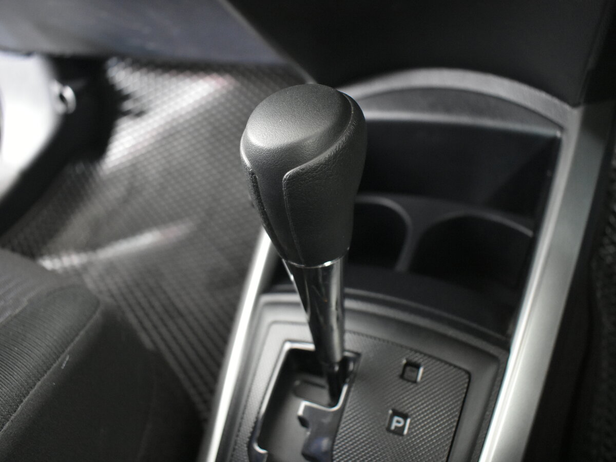 Toyota Corolla Fielder, 2019