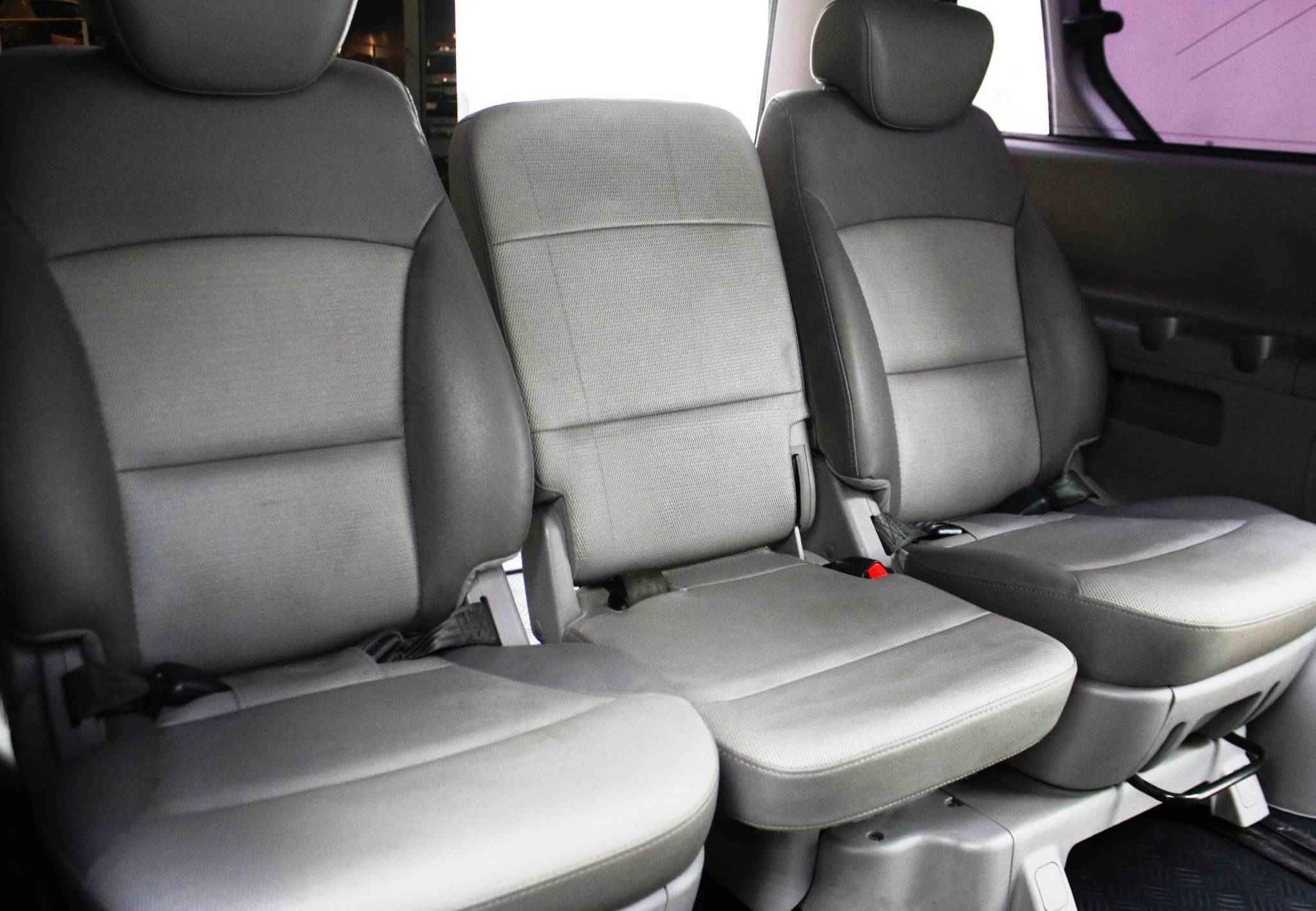 Hyundai Grand Starex, I