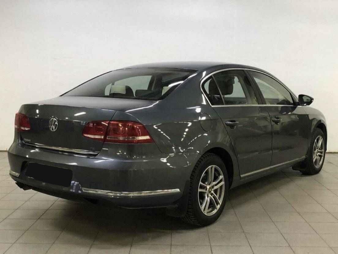 Volkswagen Passat, B7