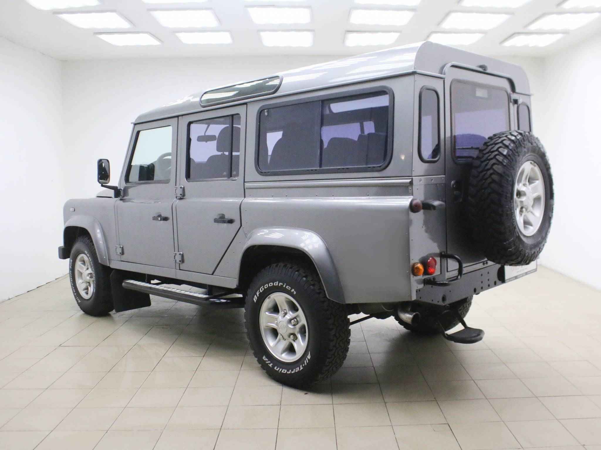 Land Rover Defender, I Рестайлинг