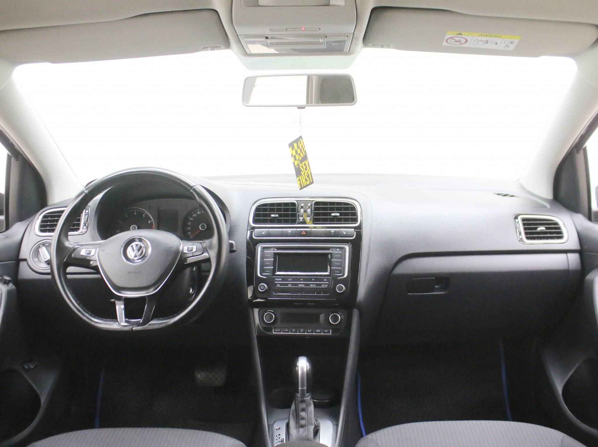 Volkswagen Polo, V Рестайлинг