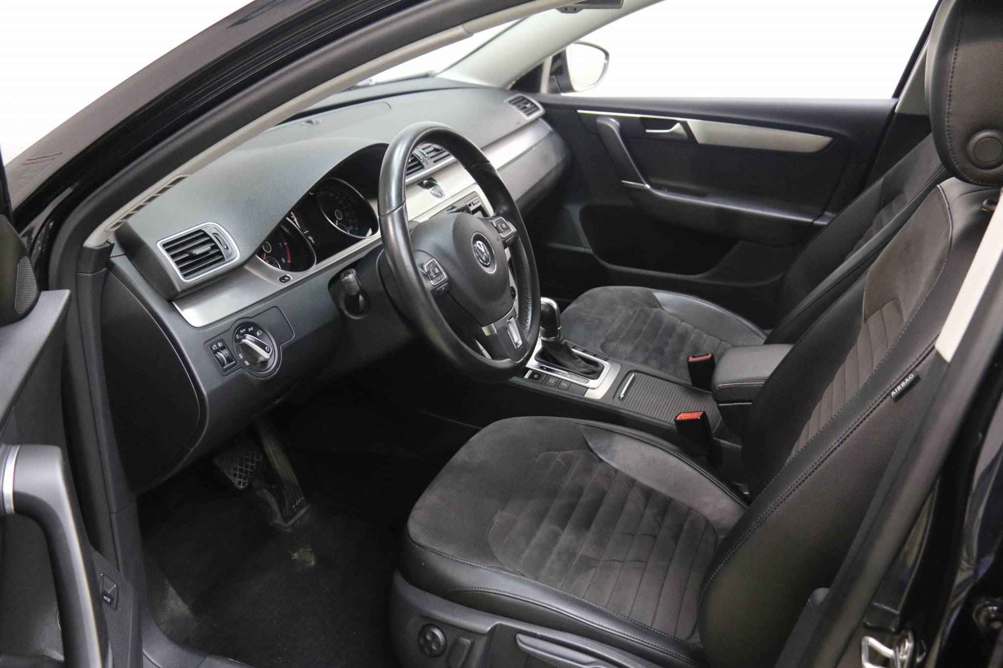 Volkswagen Passat, B7