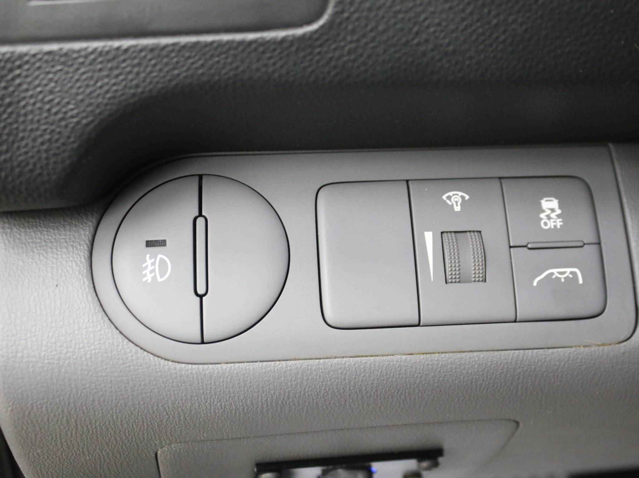 Hyundai Grand Starex, I