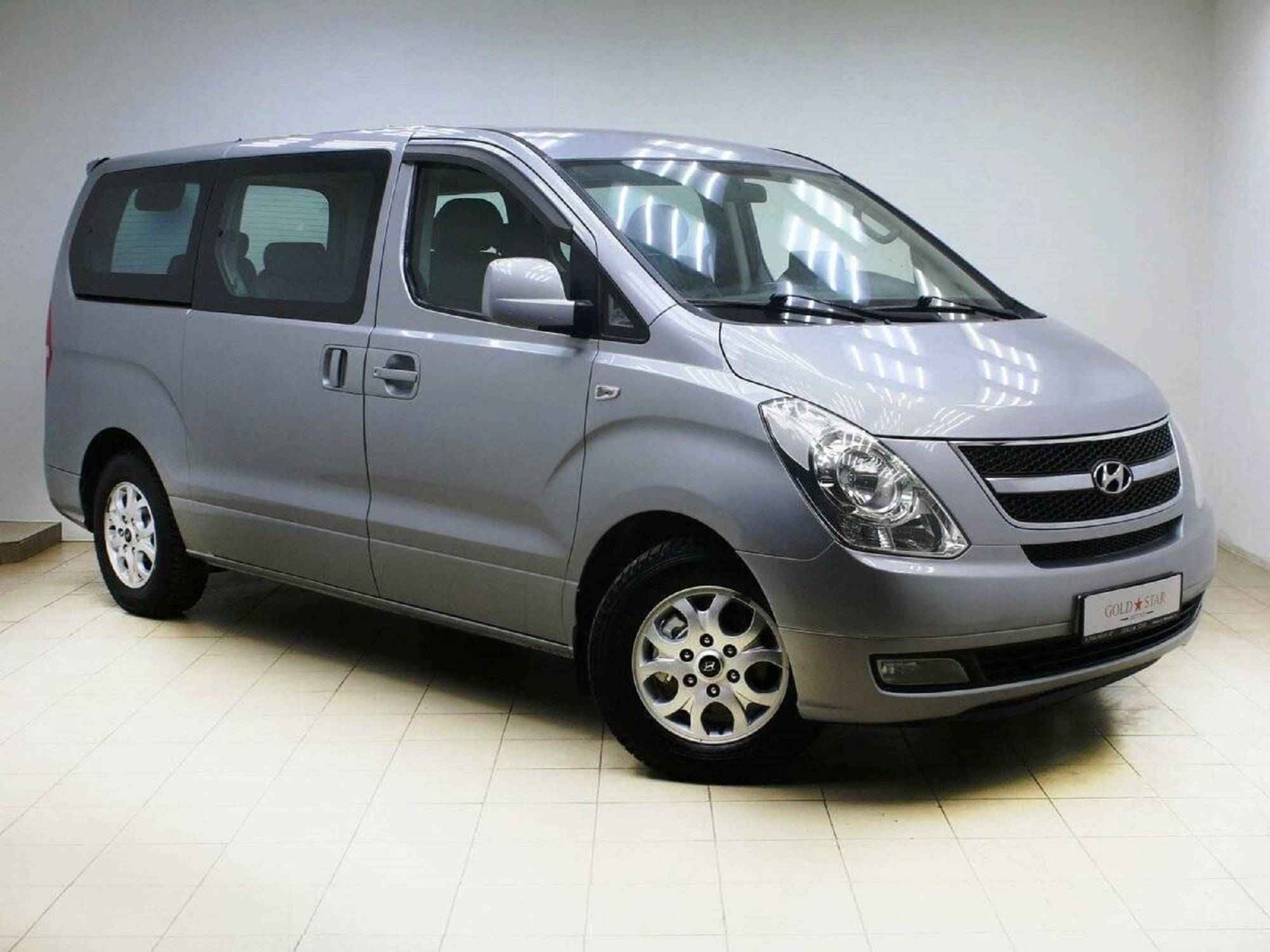 Hyundai Grand Starex, I