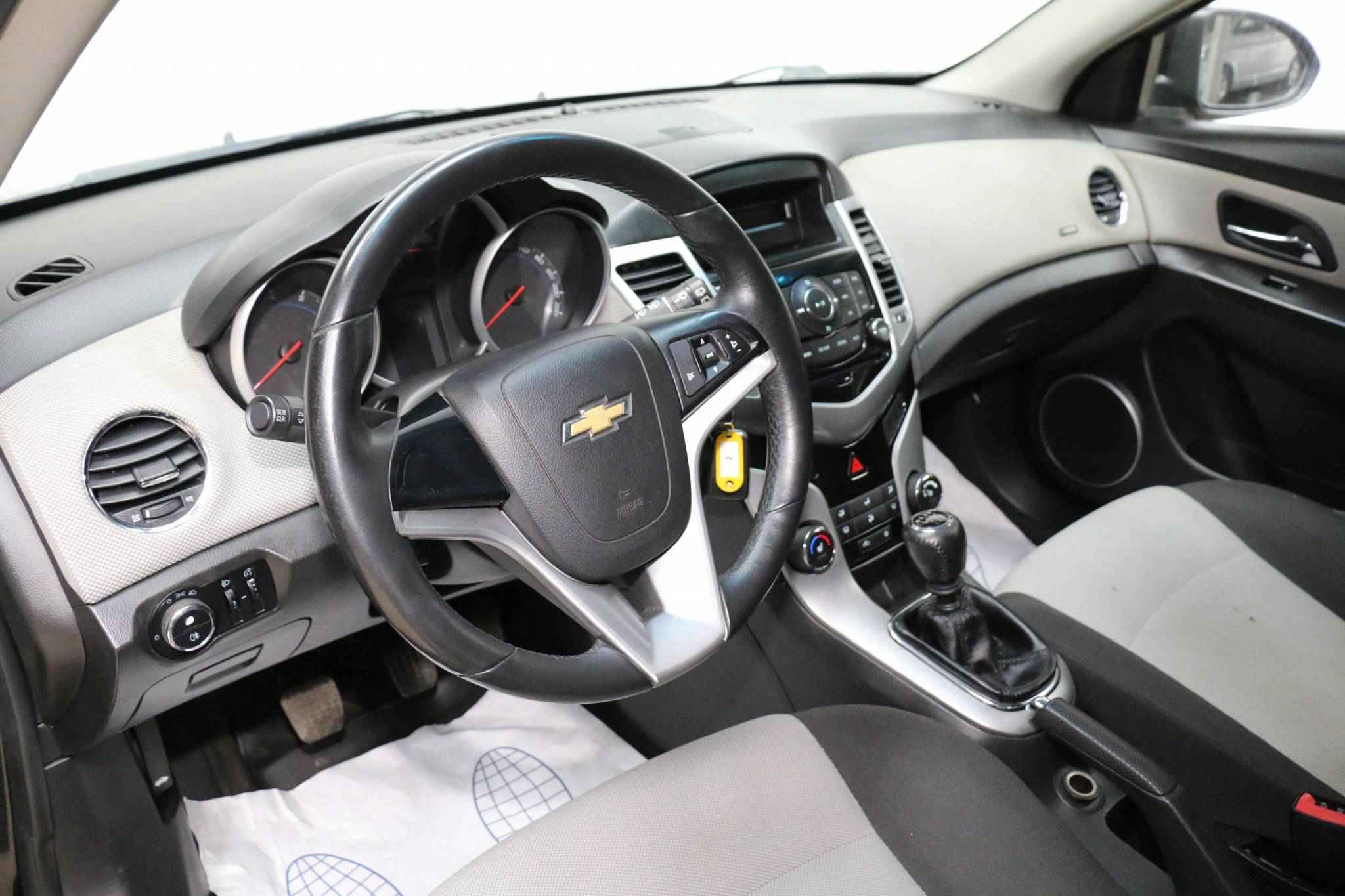 Chevrolet Cruze, I