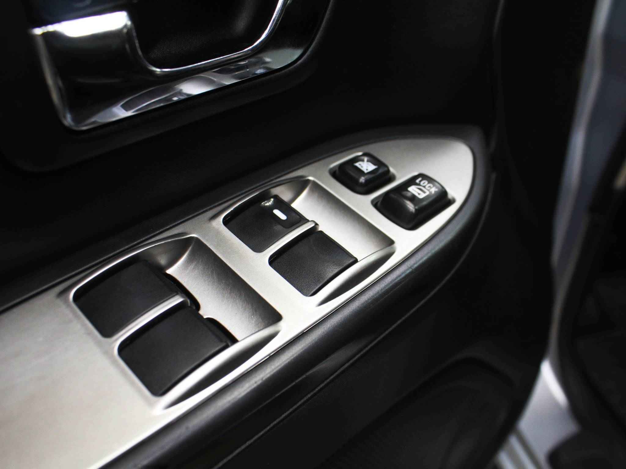 Mitsubishi Pajero, IV