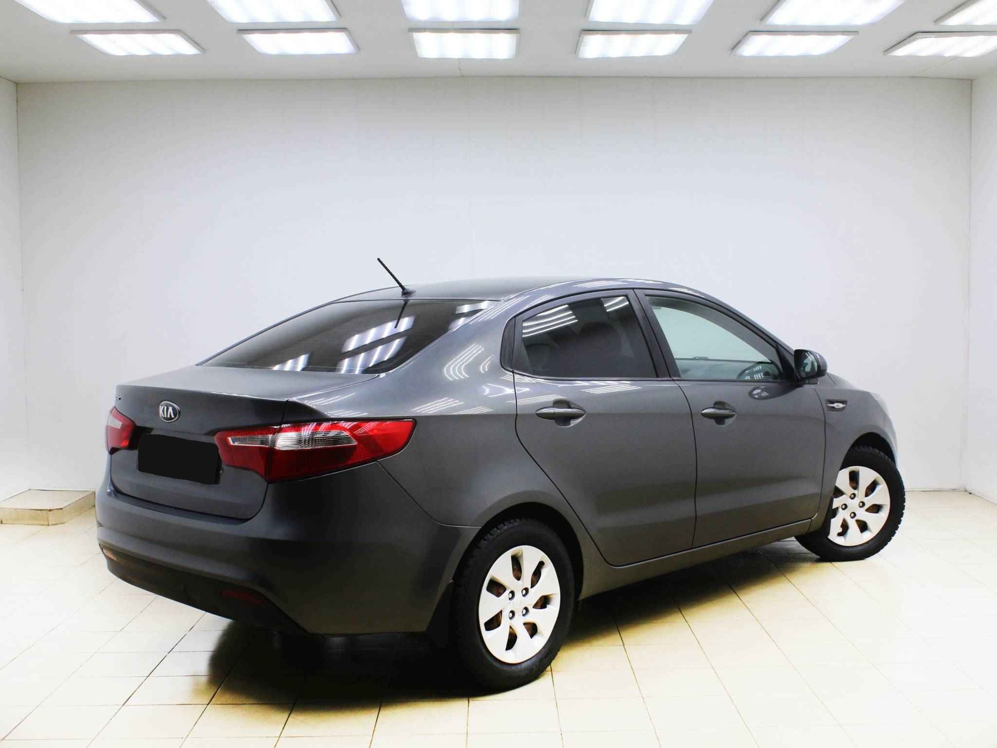 Kia Rio, III