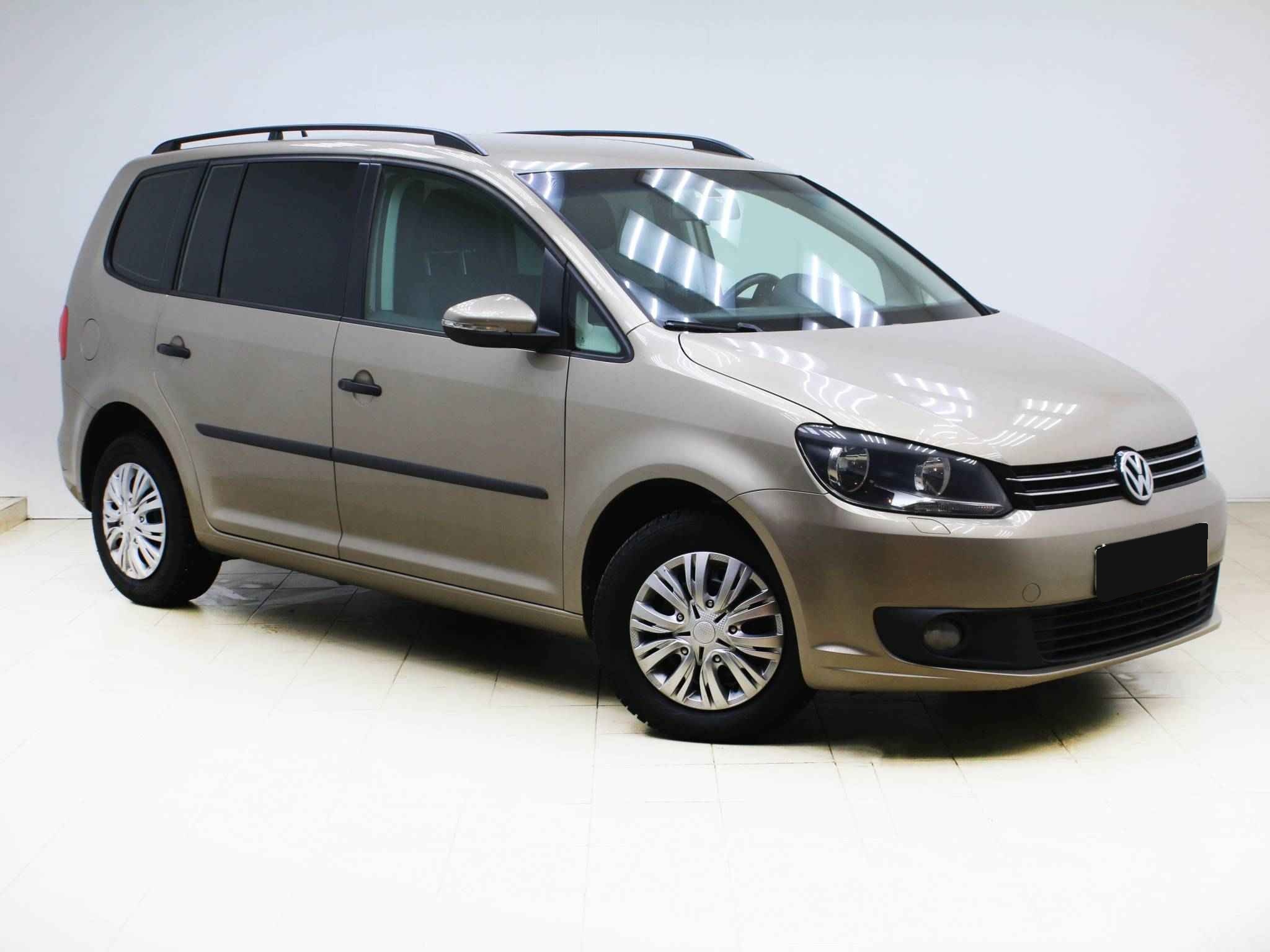 Volkswagen Touran, II