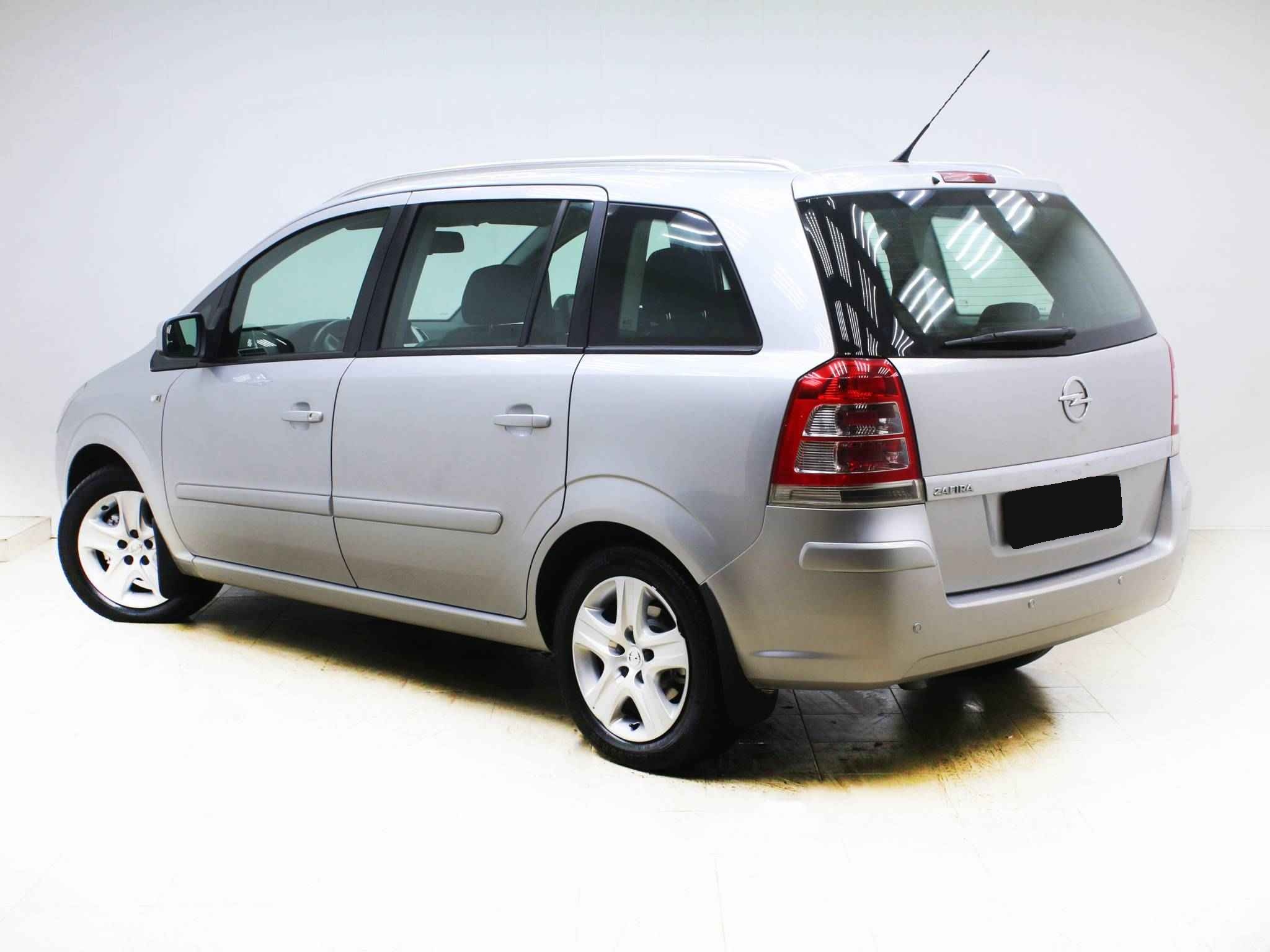 Opel Zafira, B Рестайлинг